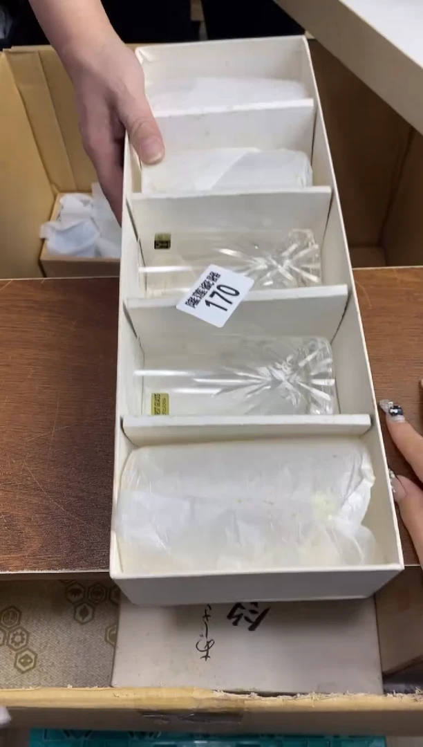 【闪购商品】瓷片隆莲瓷器欢迎大家