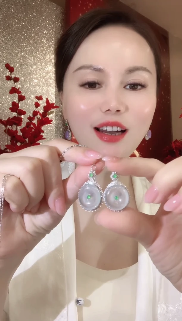 吊坠(不含链)18K金镶嵌翡翠A41 多样性发货一件