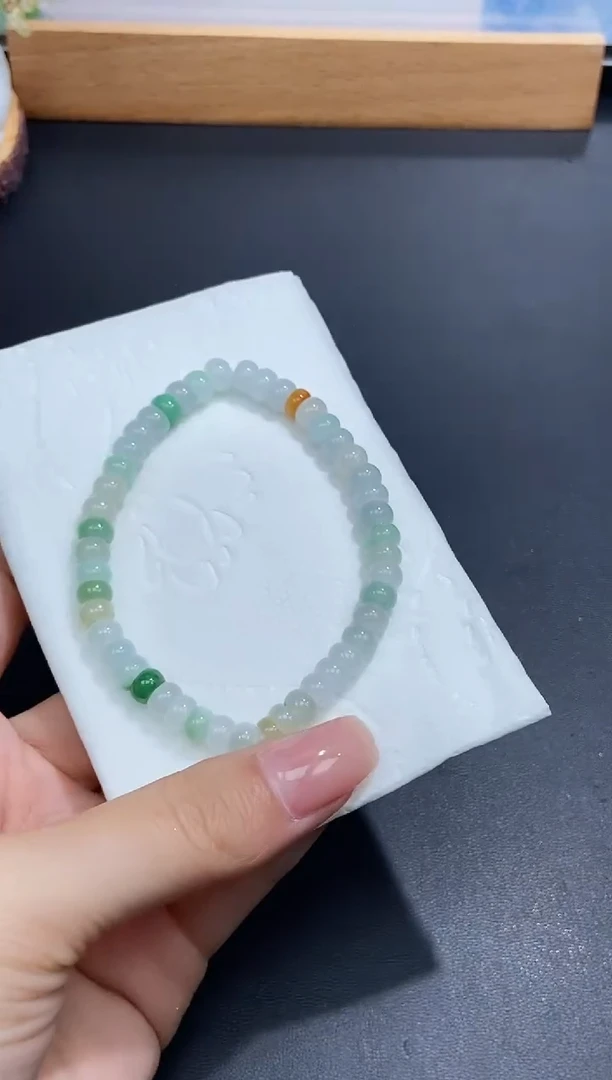 颈饰未镶嵌翡翠天然翡翠A货223