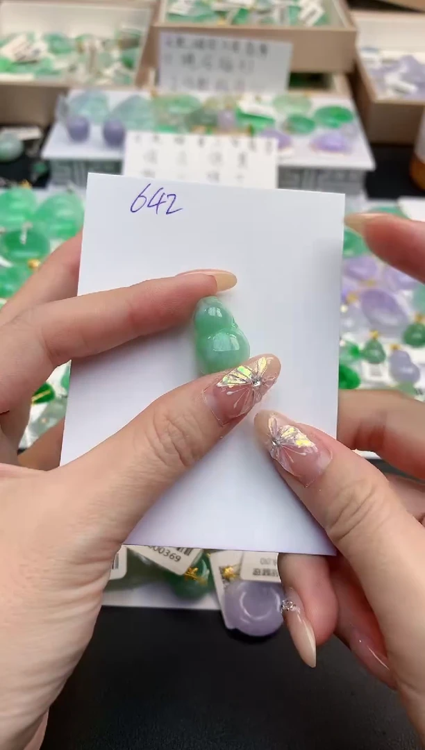 颈饰未镶嵌翡翠天然缅甸A货翡翠