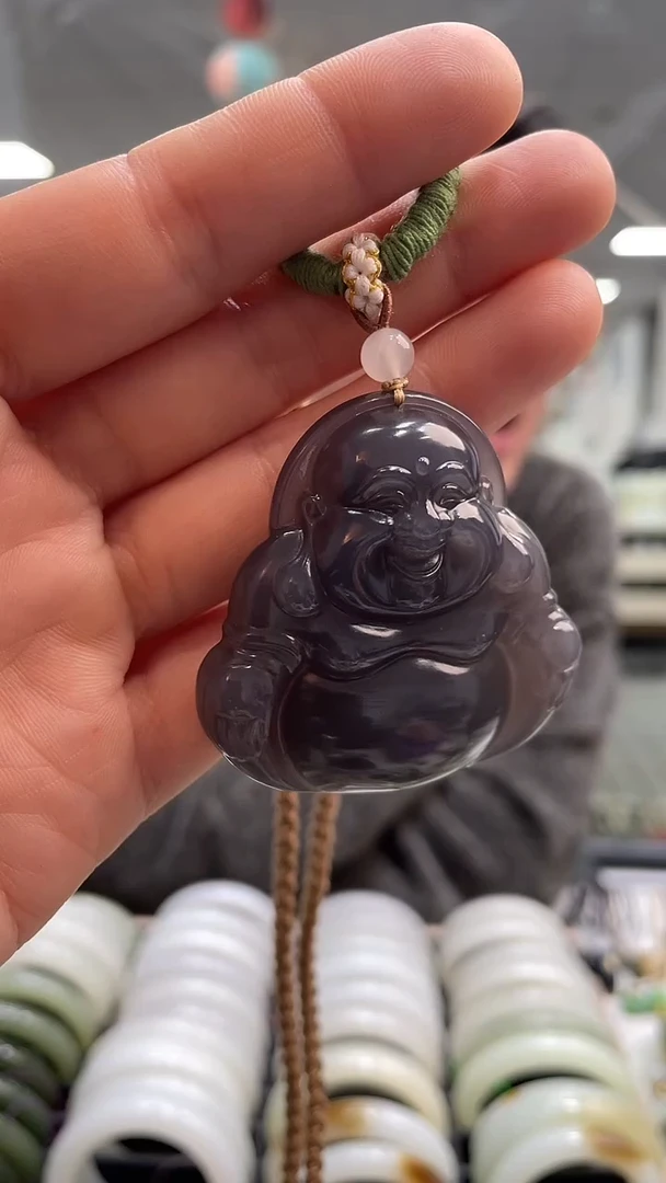 颈饰未镶嵌和田玉帝王紫佛公吊坠发一件
