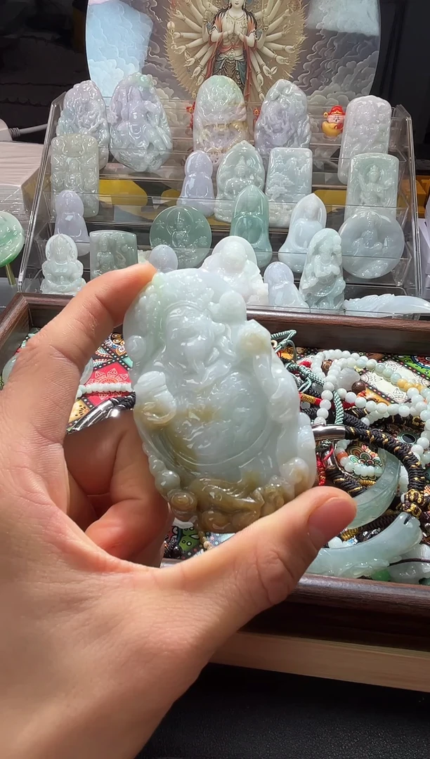 颈饰未镶嵌翡翠12/17    99