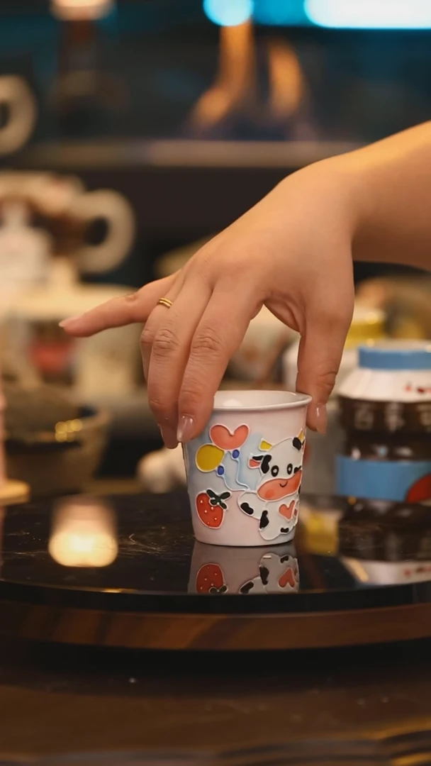 【闪购商品】摆件景德镇高温釉下彩手绘