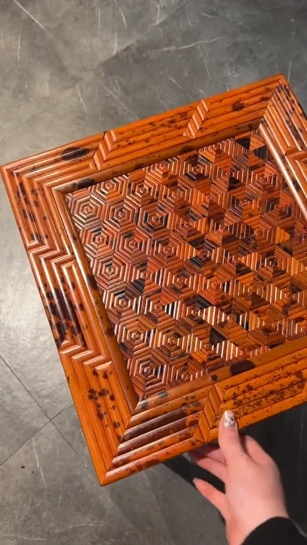 竹用****1湘妃竹龟背纹方凳