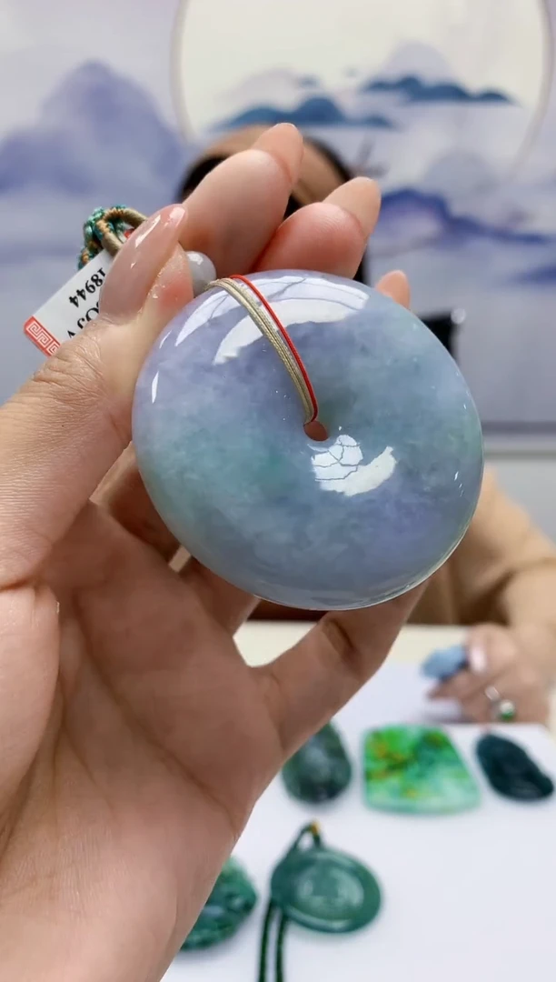 定制翡翠未镶嵌天****用4852MM-毛货挂件