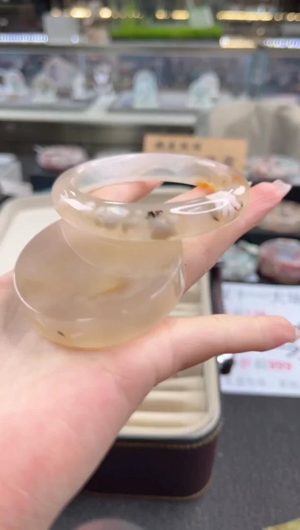 未镶嵌手镯石英质玉58圈口（赠品镯心）6749596