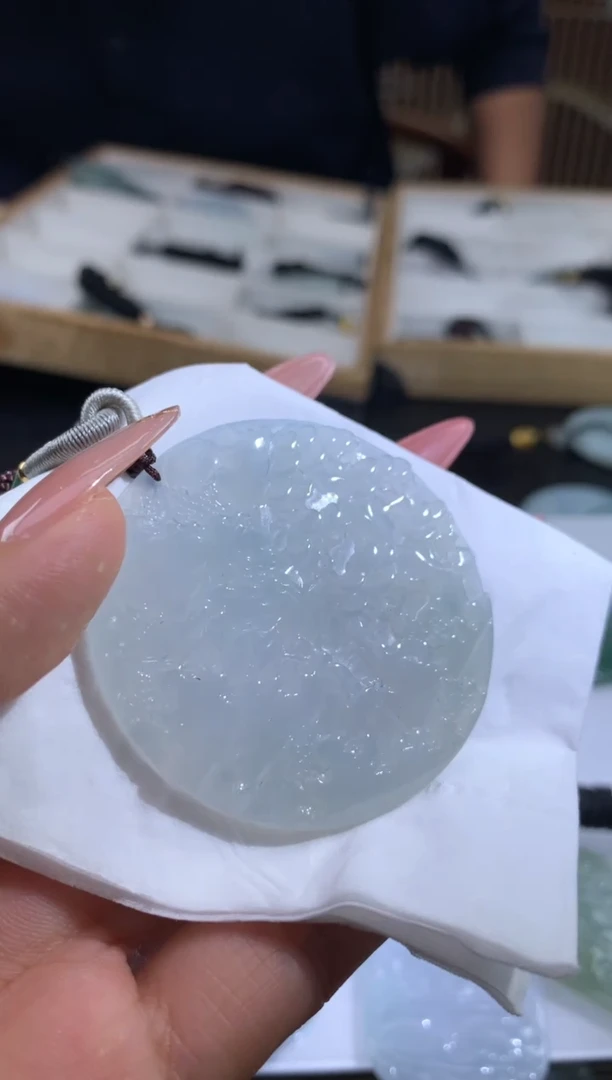 未镶嵌定制翡翠不**语翡翠