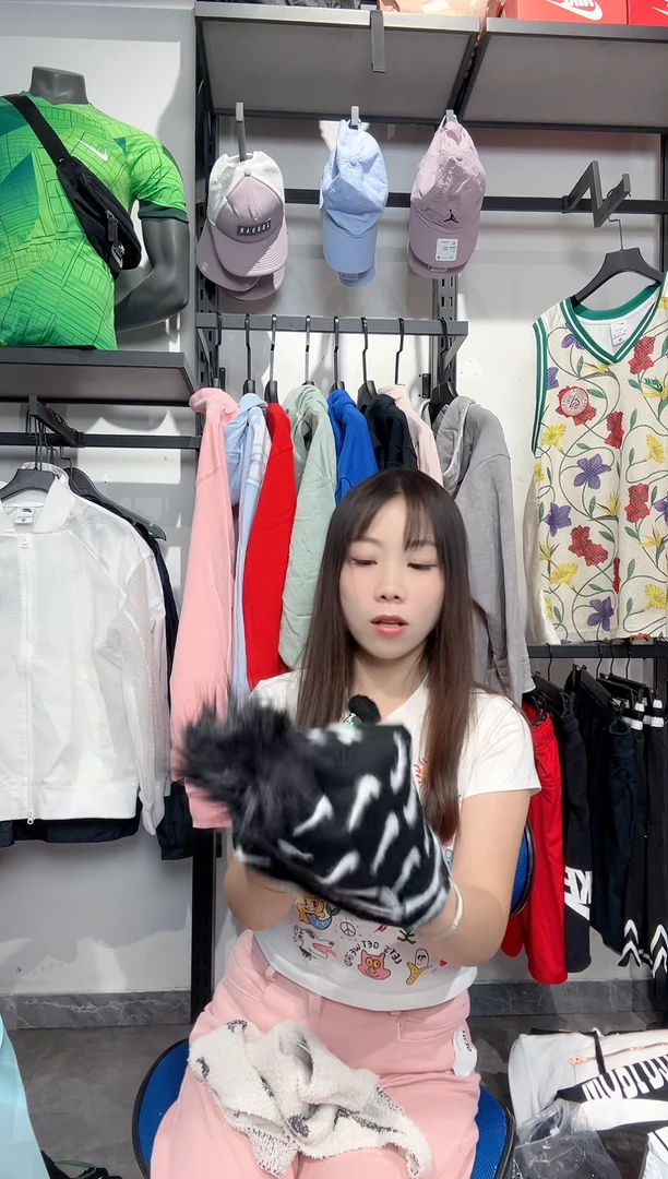 1413 编码 瑕疵款直播间过款为准 尺码