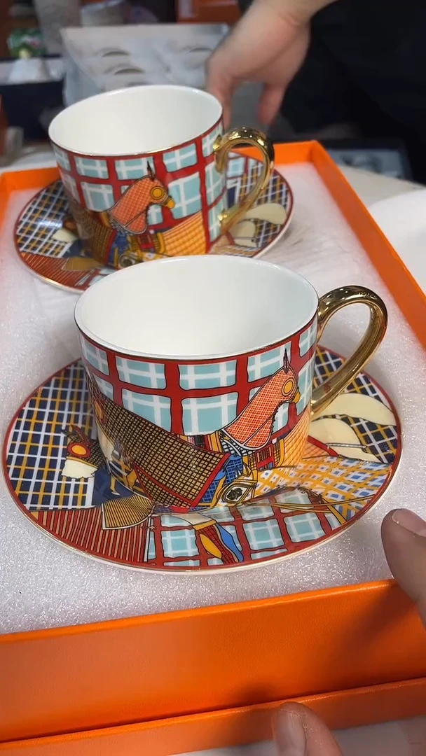 杯鸿辉家品牌瓷器，京东包邮！