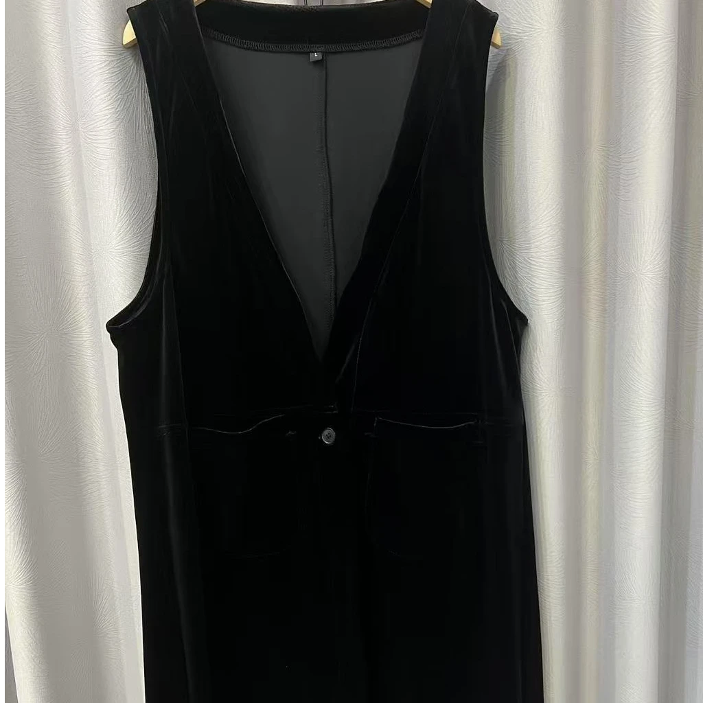 56-黑色丝绒女款马甲