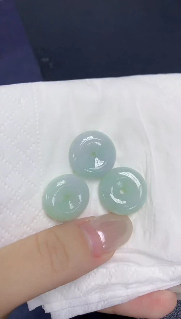 翡翠未镶嵌颈饰天然缅甸翡翠A货多样性发其一