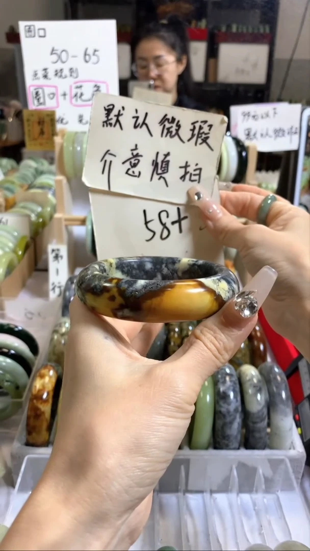 未镶嵌岫玉手镯10有手感