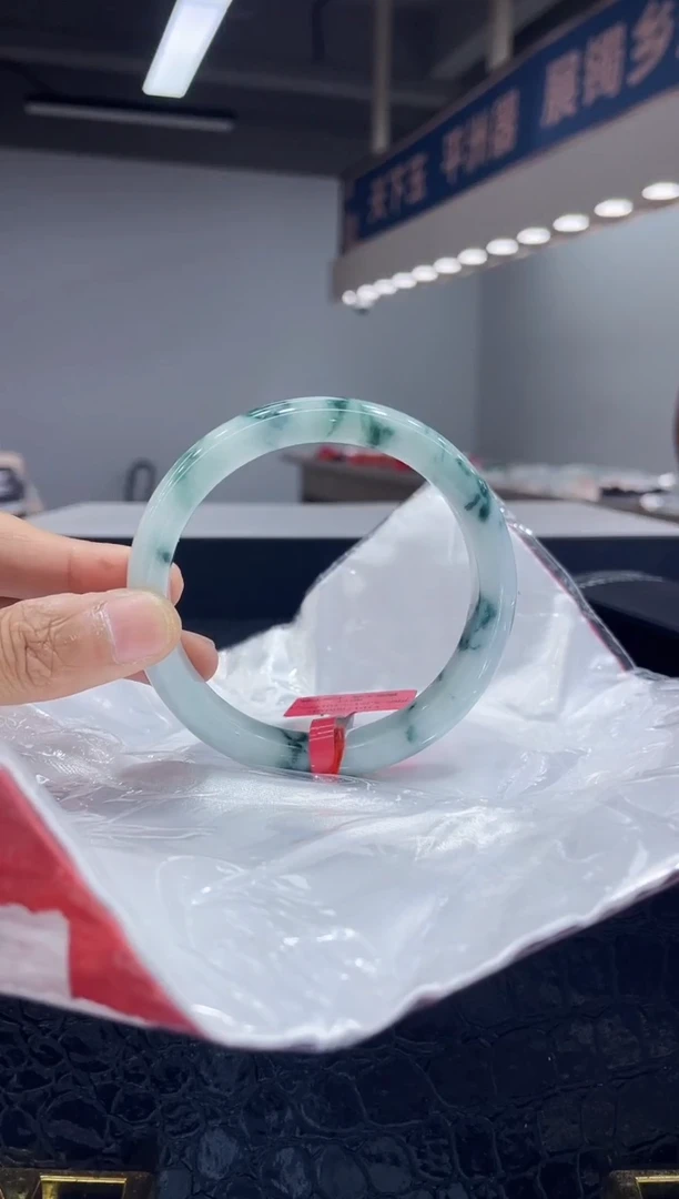 未镶嵌手镯翡翠16 6061