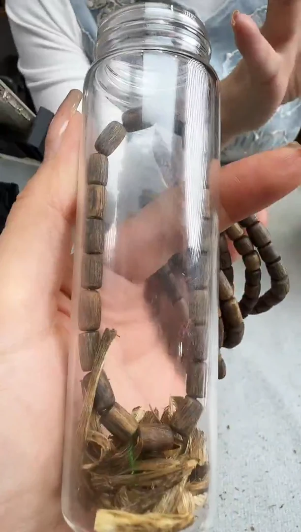 沉香沉香碎屑0605白棋桶沉水静静沉香甄选多样性发一