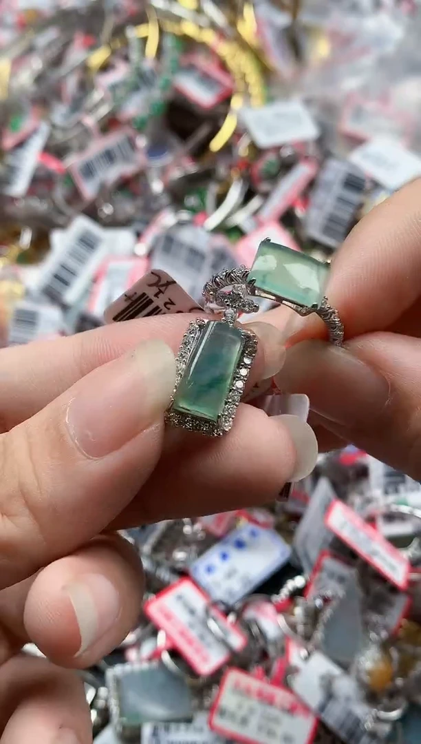 银S925镶嵌戒指翡翠天然A货缅甸翡翠