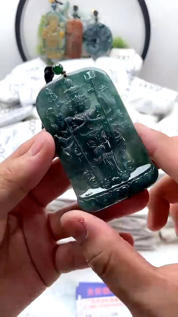 【闪购商品】翡翠颈饰未镶嵌千手观音