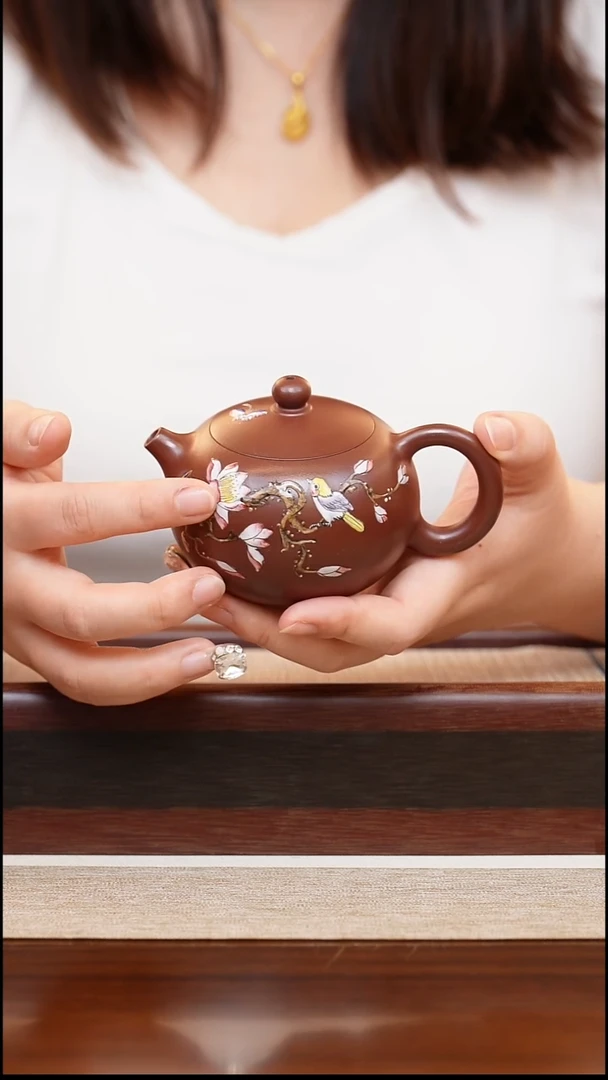 紫泥点彩小西施130cc宜兴手工紫砂壶