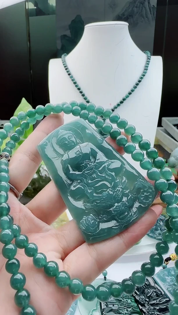 【闪购商品】翡翠颈饰未镶嵌11111111