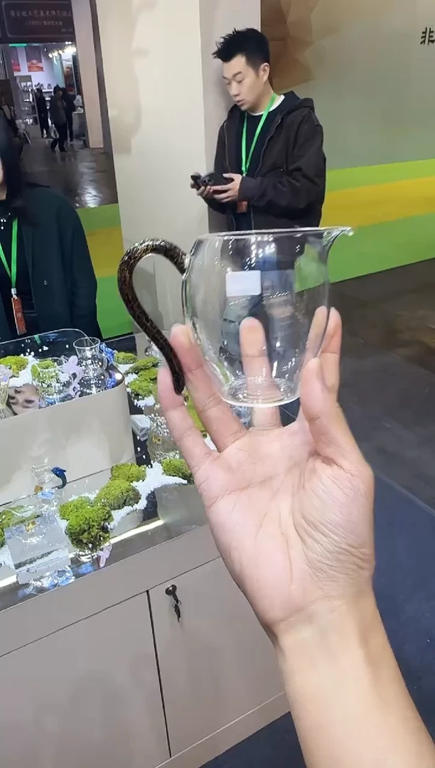 清颜公道杯宝蓝金渐变色 晶焱