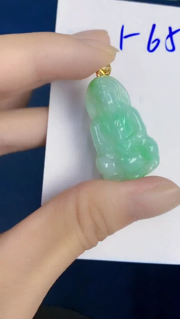 翡翠未镶嵌颈饰000000000