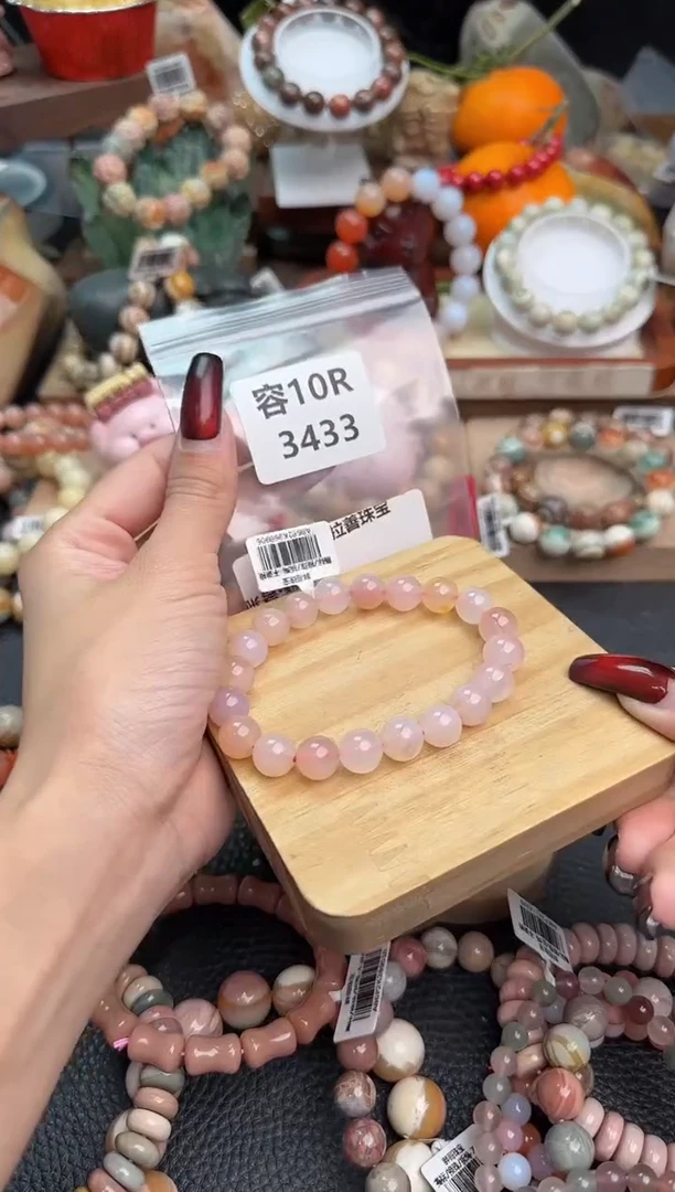 【闪购商品】石英质玉手链未镶嵌10R3433