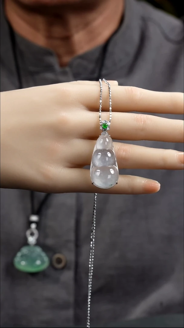 颈饰18K金镶嵌翡翠222·