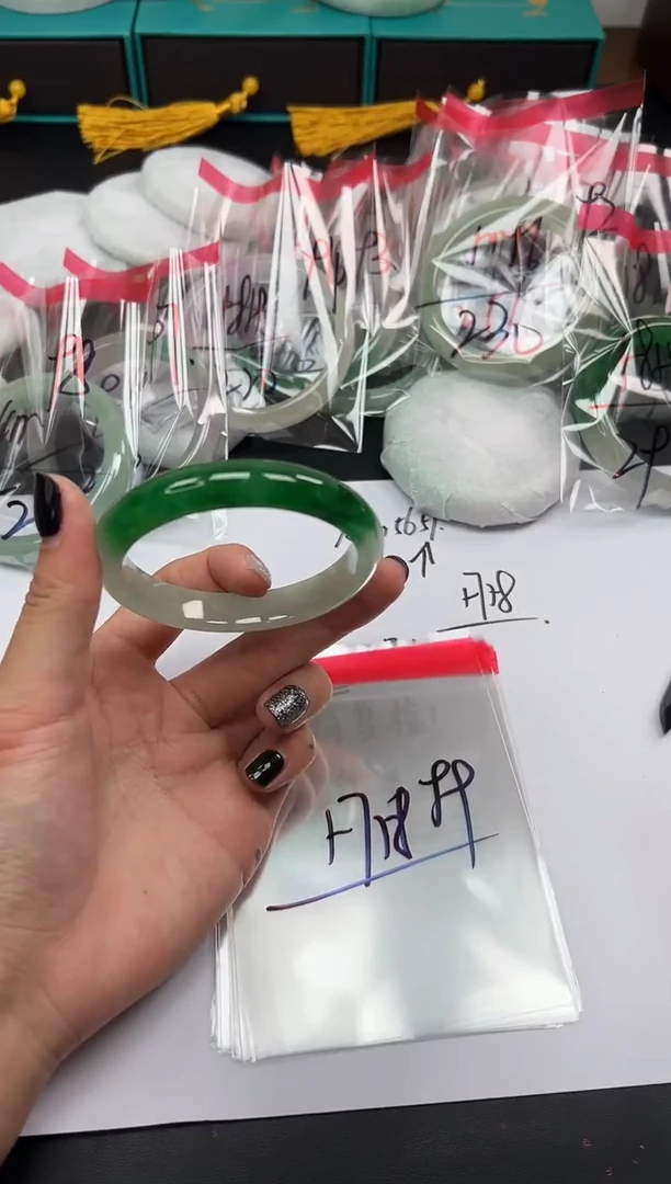 缅风精品手镯礼盒装99