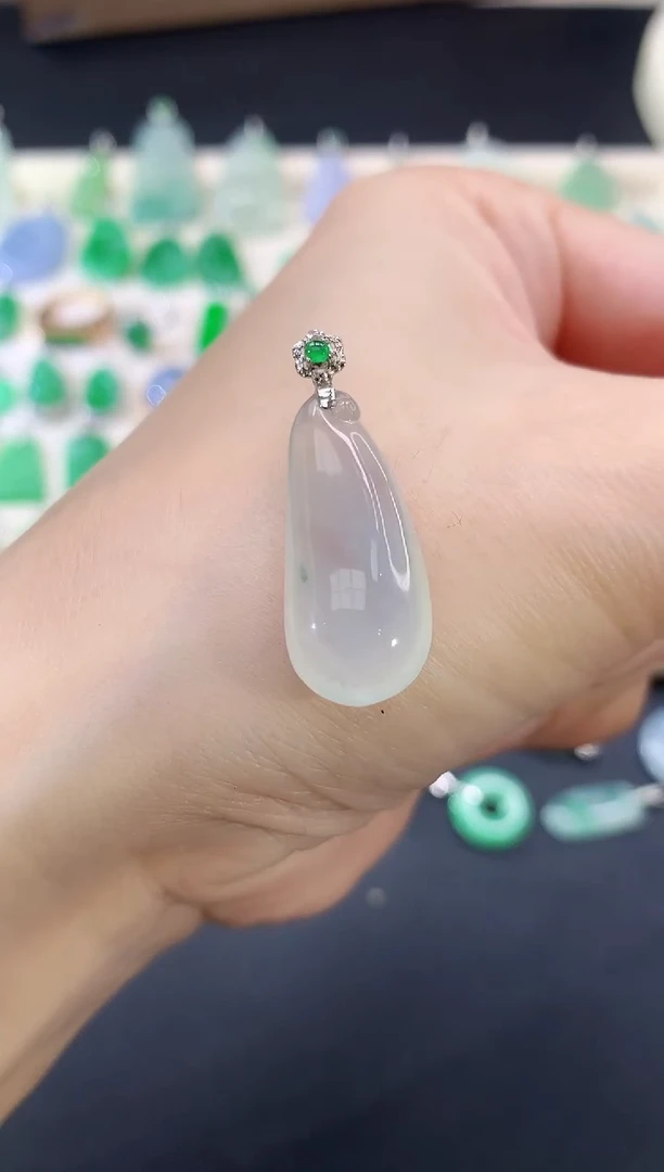 翡翠18K金镶嵌吊坠(不含链)|1980