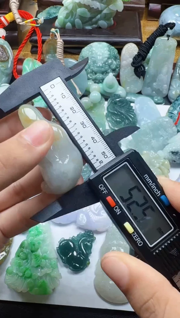 吊坠(不含链)未镶嵌翡翠1