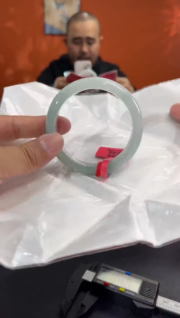 未镶嵌手镯翡翠8    57