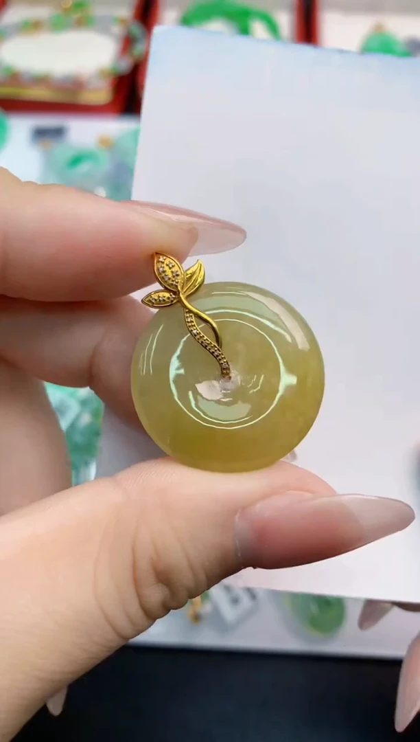 翡翠18K金镶嵌吊坠(不含链)土*泥1