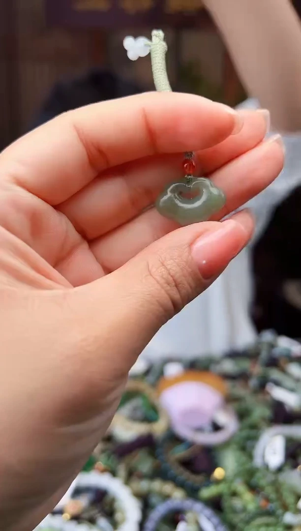 颈饰未镶嵌和田玉多样性发货拍一发一