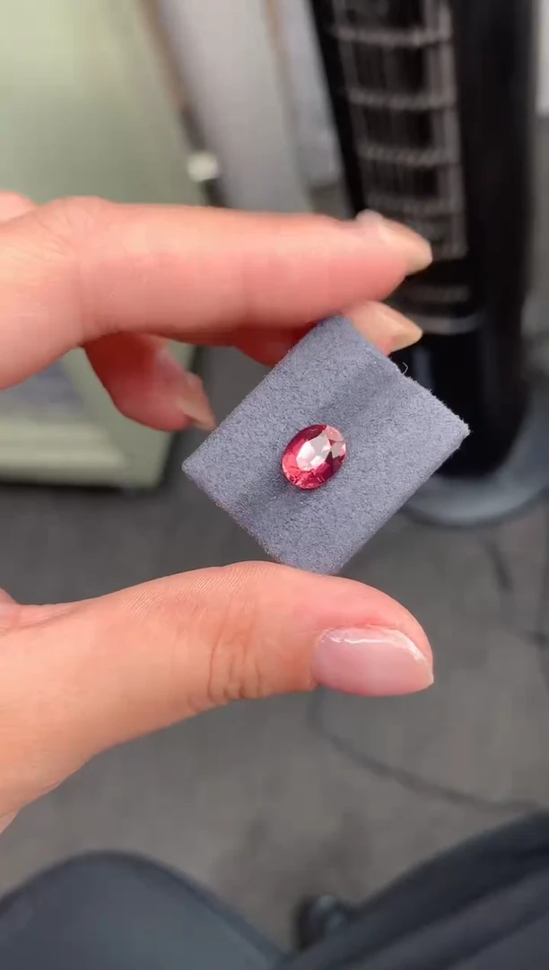 【闪购商品】碧玺裸石未镶嵌2.1ct粉碧玺