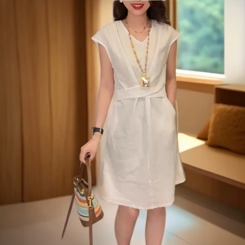2025年夏薄款轻奢时尚飞袖棉麻连衣裙宽松收腰绳显瘦洋气减龄女裙