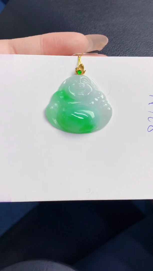 颈饰18K金镶嵌翡翠缅甸天然翡翠A货