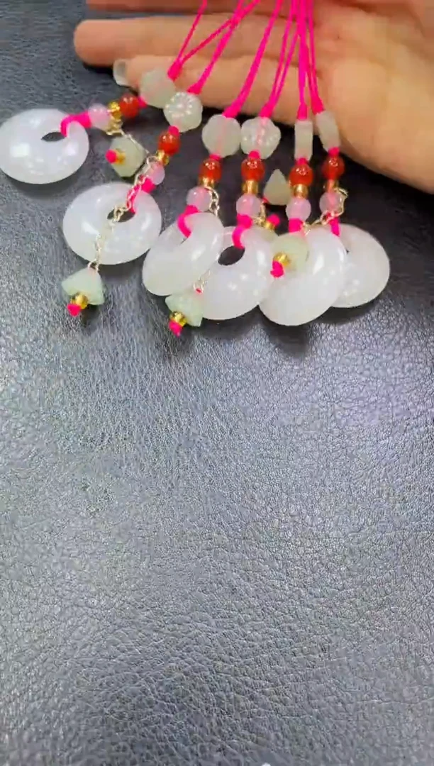 未镶嵌挂件玛瑙/玉髓公主扣多样性发一件