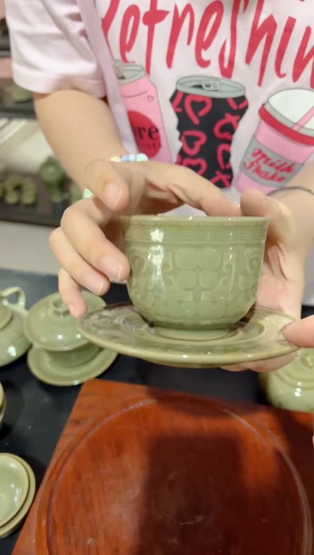 耀州窑饕餮纹缸杯+杯垫