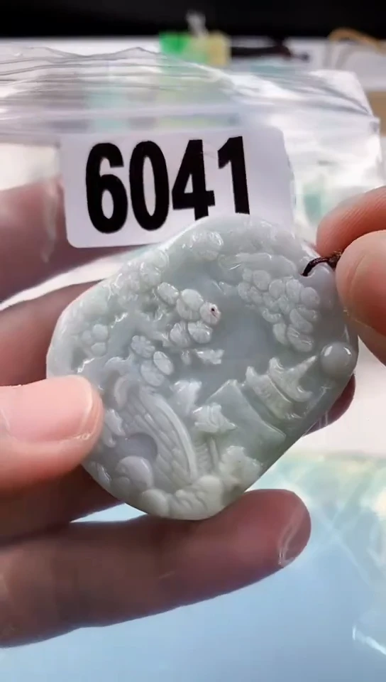 【闪购商品】翡翠挂件未镶嵌天然翡翠吊坠挂件