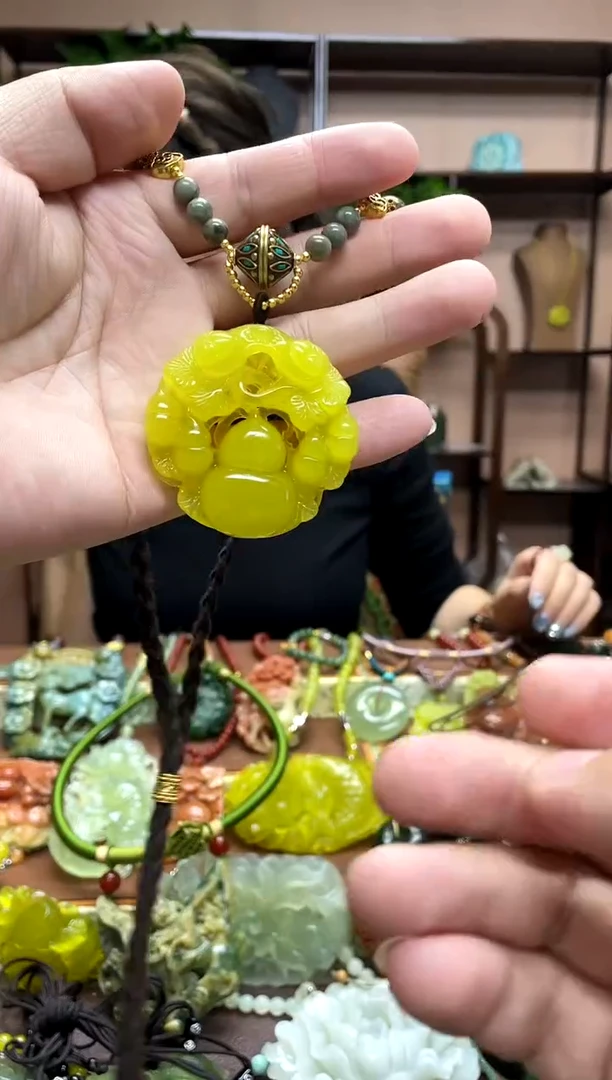 未镶嵌岫玉吊坠·