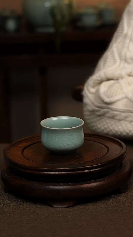 瓷片仿古天青玉兰杯80ml 微瑕 不带礼盒