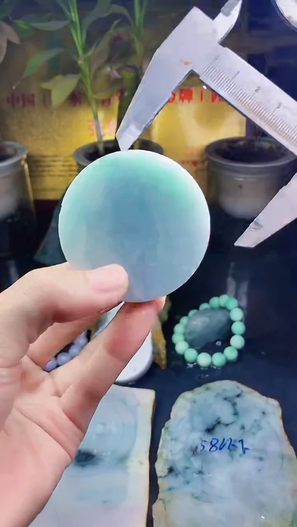 未镶嵌挂件翡翠小雨54