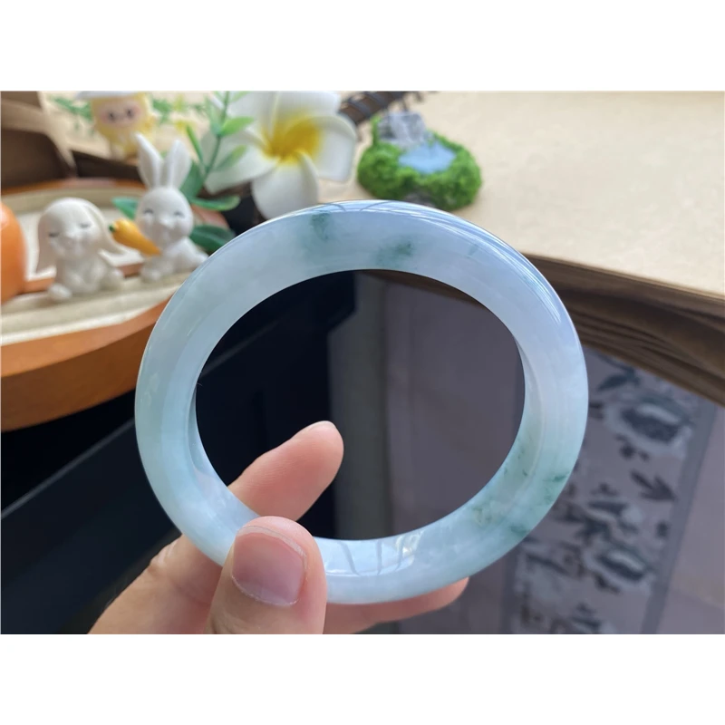 0815批6851号60.5-11.9-9.5！大圈口青花瓷飘花镯