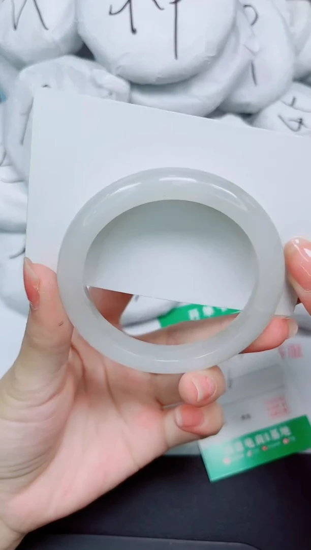 石英质玉手镯未镶嵌159-56