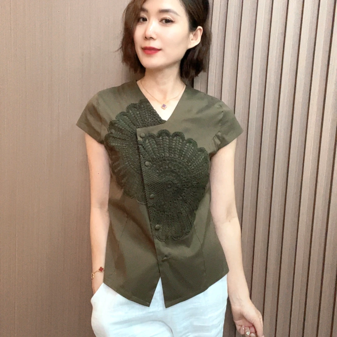休闲风小衫t恤优雅风时尚轻职风短袖显瘦气质洋气衬衫女印花修身