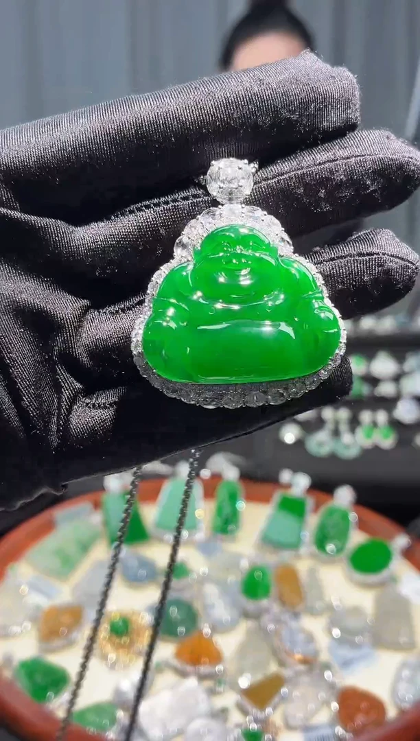 吊坠(不含链)18K金镶嵌翡翠佛公