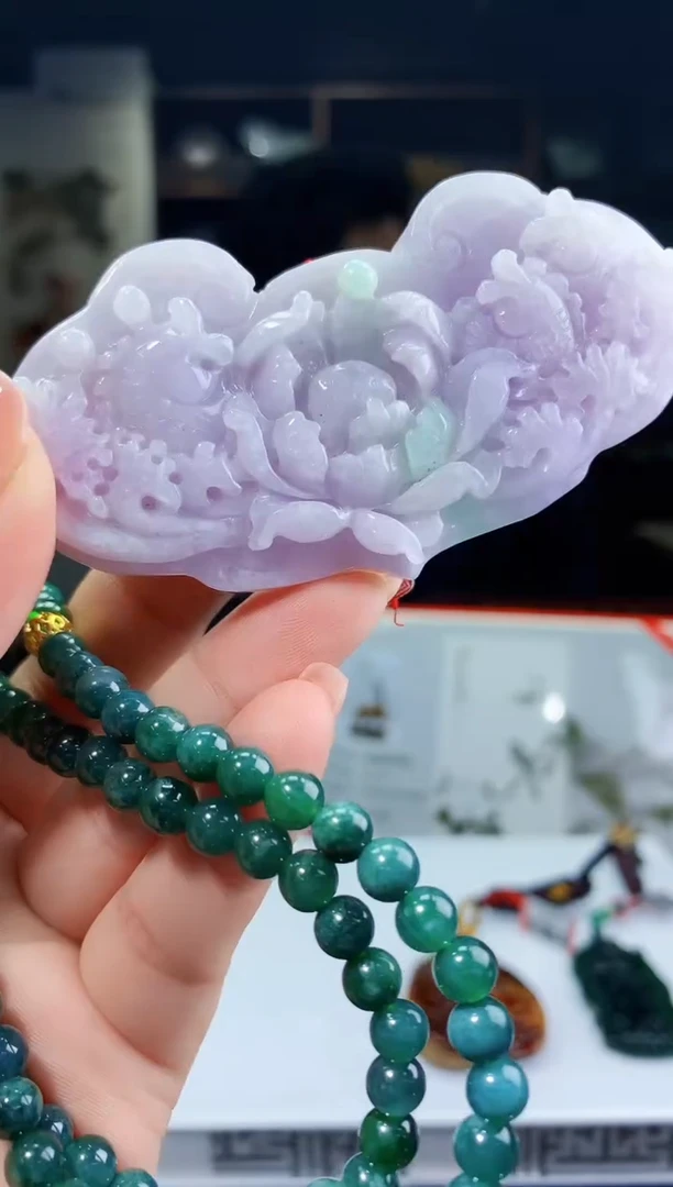 翡翠未镶嵌颈饰翡翠A货