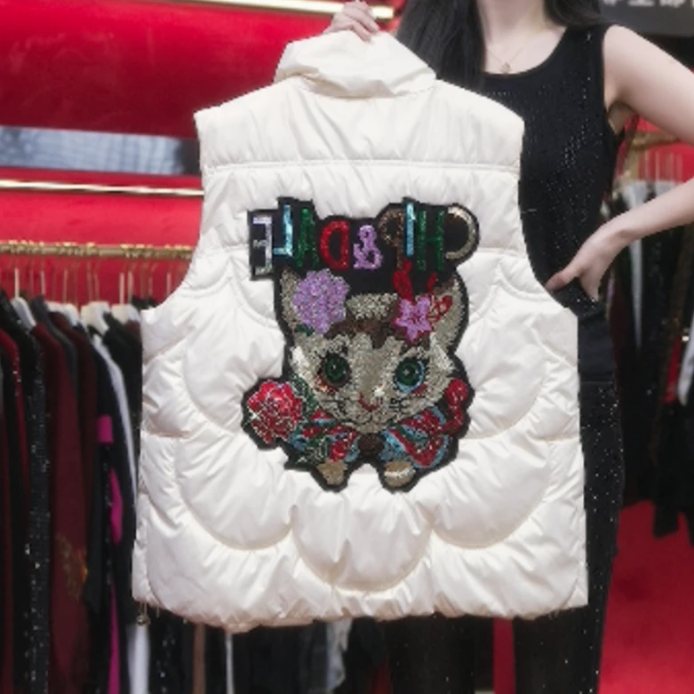 阿鱼家 秋季新款花猫烫钻马甲A381