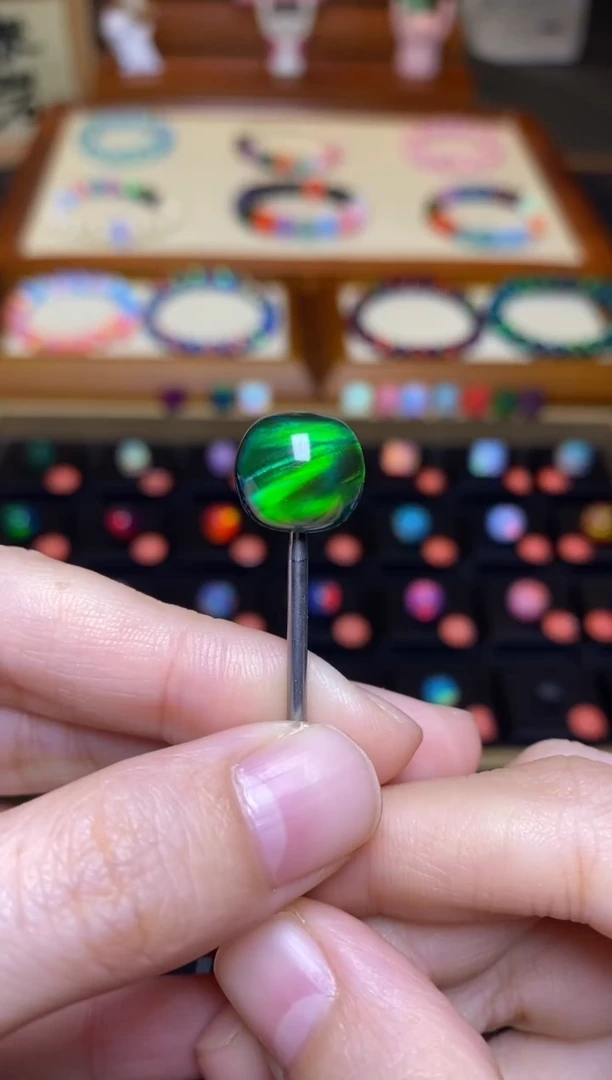 【闪购商品】树脂制品11*12mm人工欧泊老型17