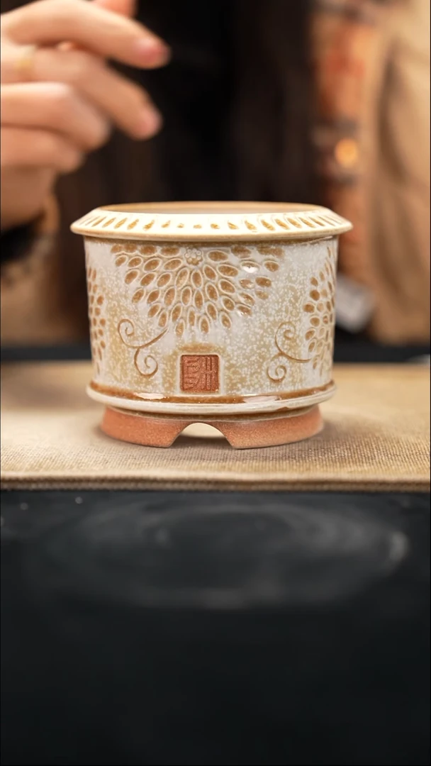 11-18-132花盆口径8.5