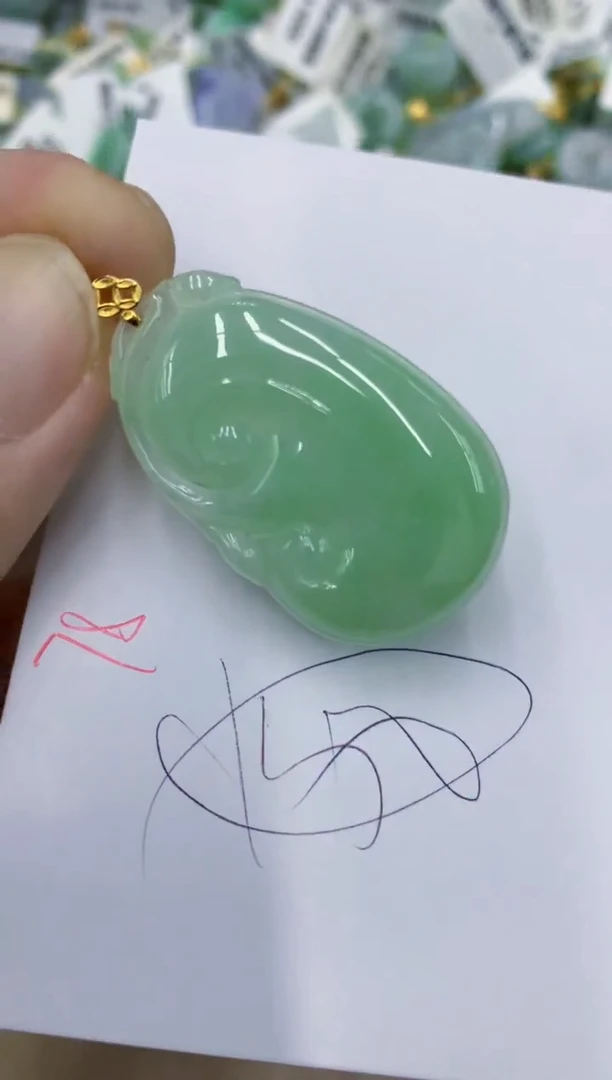 颈饰18K金镶嵌翡翠11111111111